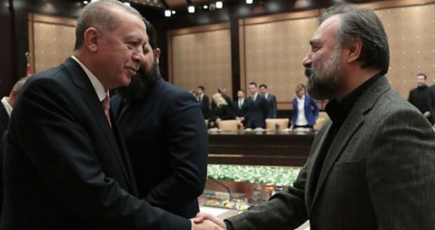 Prezidentas Erdoğanas ir Oktay Karnaca