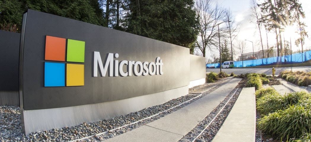„Microsoft“ išleido „Windows 10 19H1 Preview Build 18329“