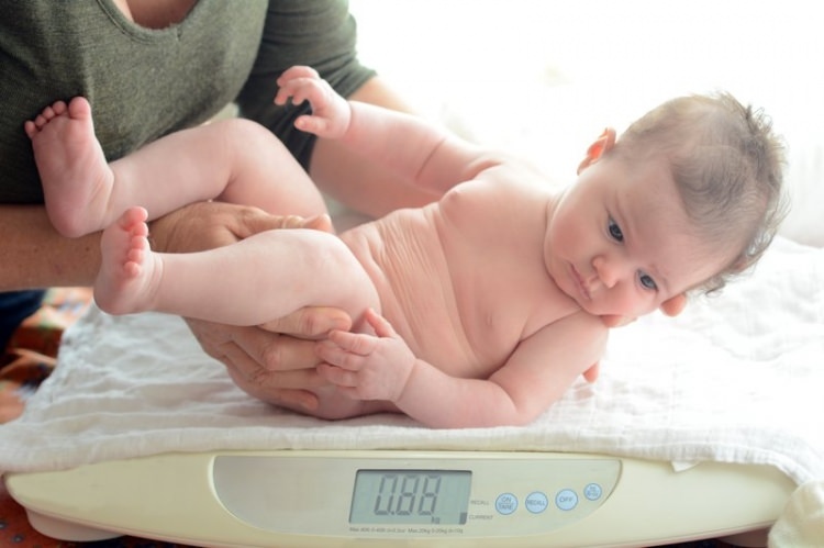Kaip išmatuoti kūdikių ūgį ir svorį