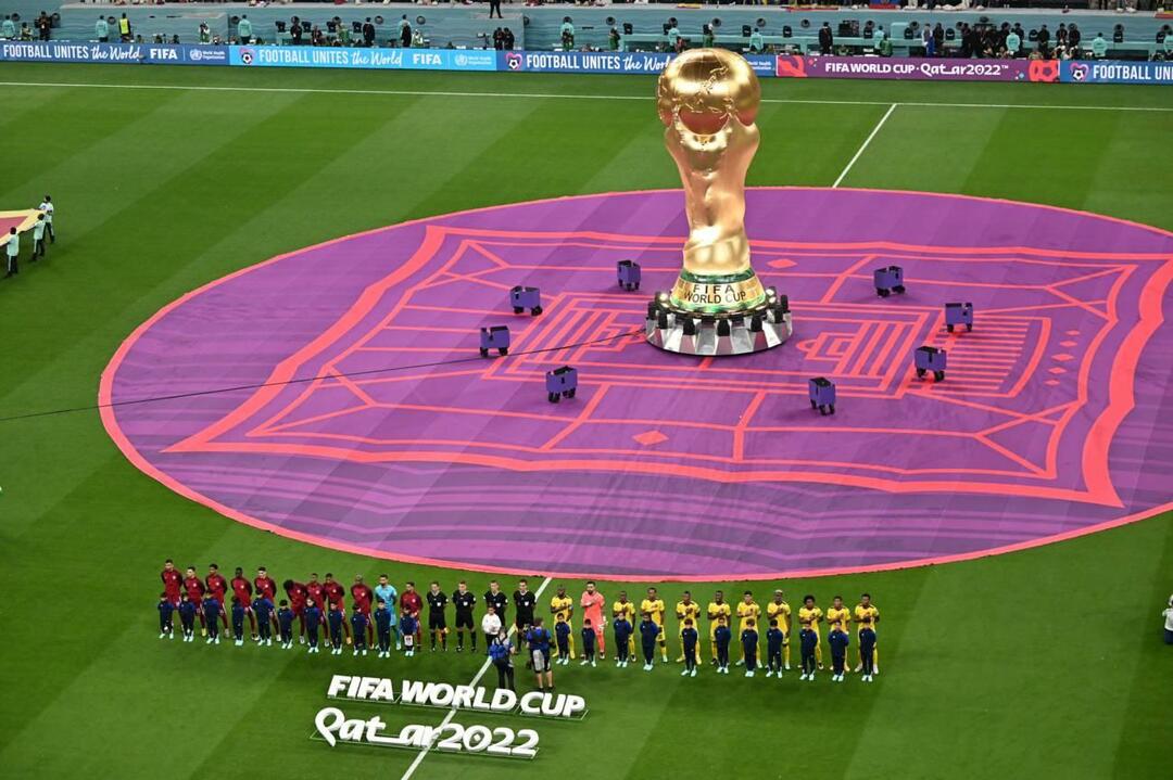 2022 m. FIFA pasaulio taurės dalijimasis iš Emine Erdogan!