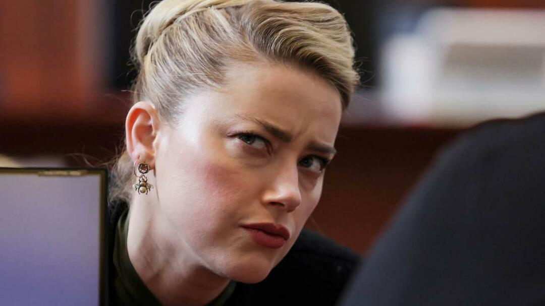 Buvusi Amber Heard žmona Johnny Deppe stengiasi sumokėti kompensaciją