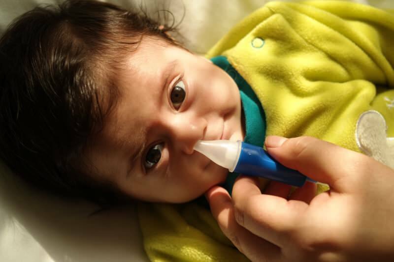 Kaip išvalyti kūdikio nosį, neskaudinant? Nosies užgulimas ir valymo būdas kūdikiams