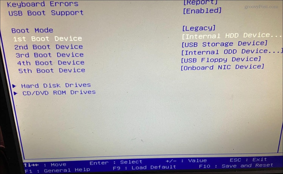 Kaip įdiegti „Windows 11“ naudojant USB atmintinę