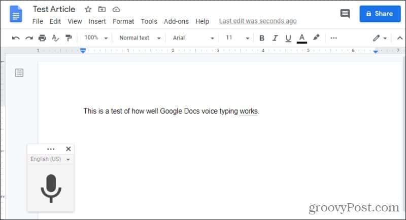 įgalinantis „Google“ dokumentų rašymą balsu