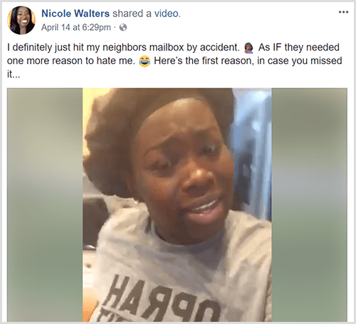 Nicole Walters paskelbė „Facebook“ vaizdo įrašą su įvadiniu tekstu, kuriame sakoma, kad ji tiesiog netyčia pataikė į kaimyno pašto dėžutę. Nicole dėvi juodą galvos apdangalą ir pilkus marškinėlius.