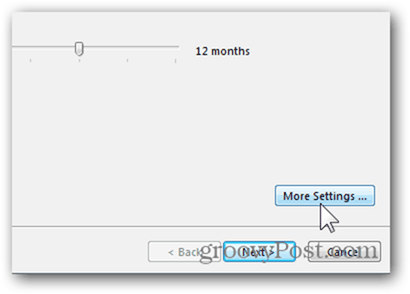 Pridėti pašto dėžutę „Outlook 2013“ - spustelėkite Daugiau nustatymų