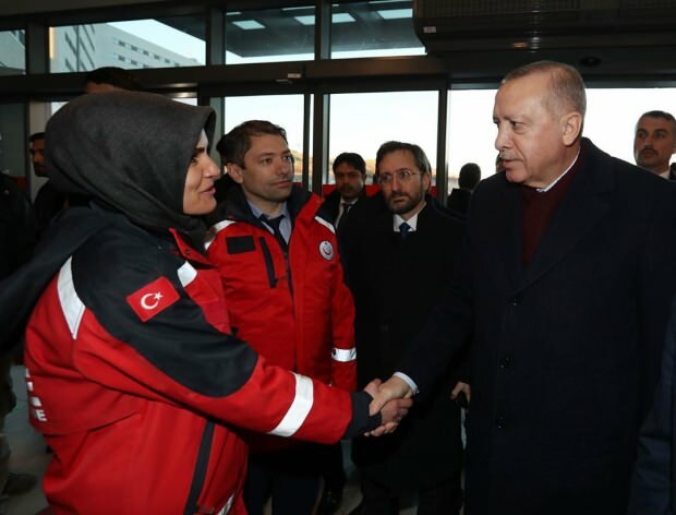 Prezidentas Erdoganas pasveikino Emine Kuştepe