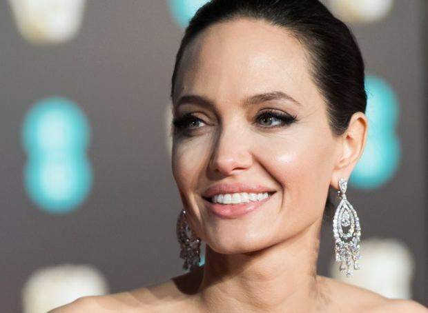 Angelina Jolie žinutės