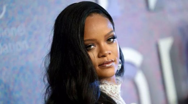 Rihanna Trumpą pavadino psichiniu ligoniu