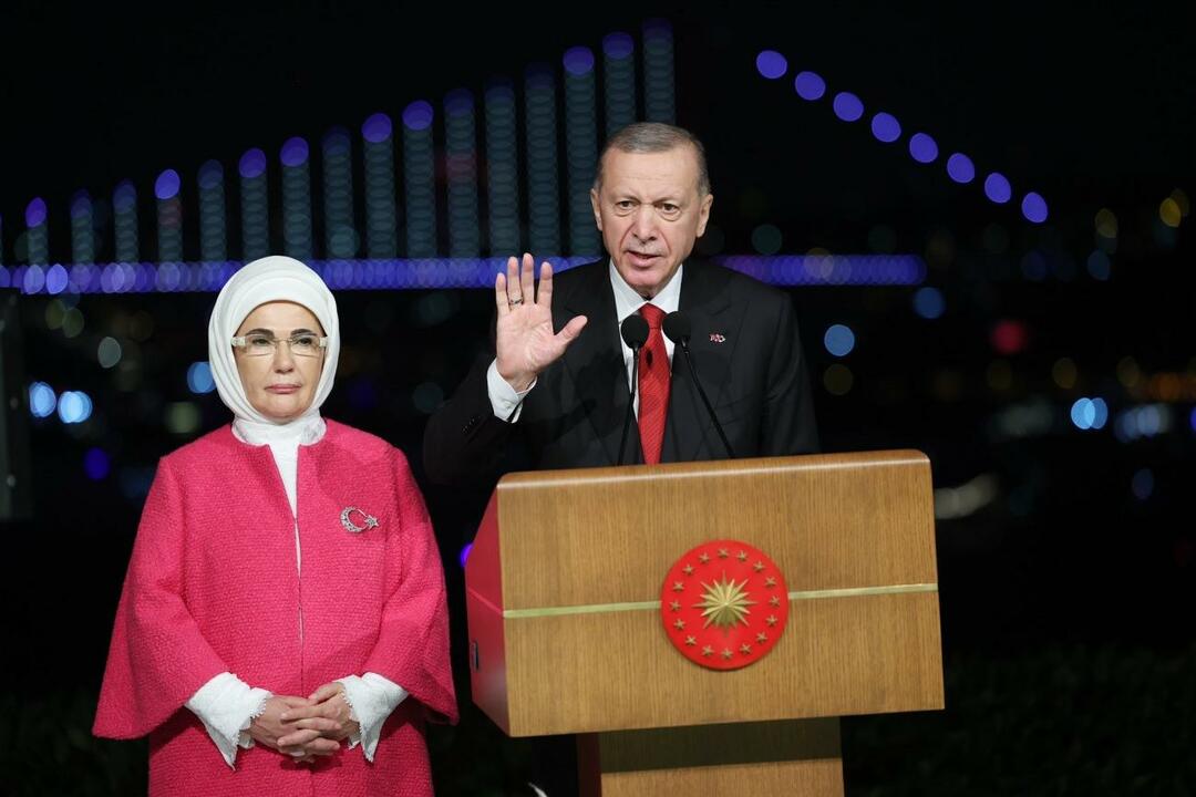Pirmosios ponios Erdoğan 100-asis gimtadienis. metų žinia: „Respublika yra nekintantis mūsų ateities vadovas!