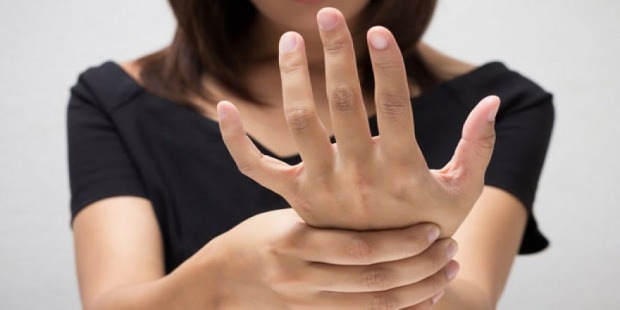 Kas yra riešo kanalo sindromas? Kokie simptomai ir ar yra gydymas?