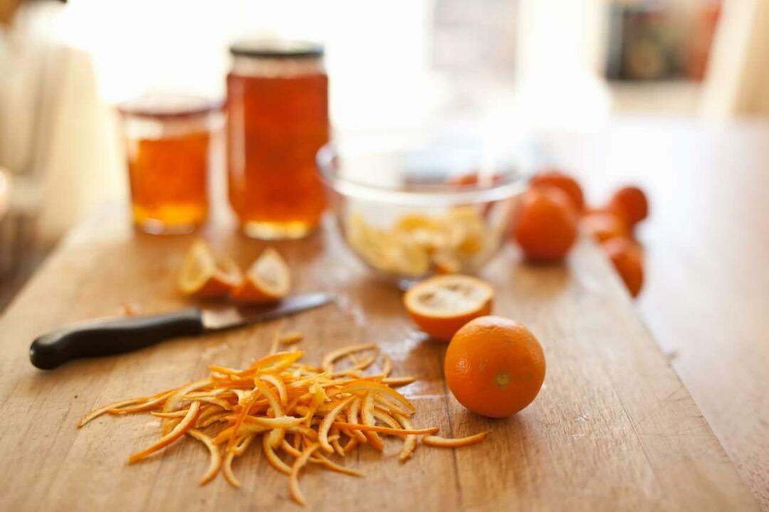 Kokius receptus lengviausia gaminti su apelsinais? Saldžiai kvepiančių apelsinų desertų receptai