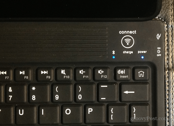 Įjunkite „Bluetooth“ klaviatūrą