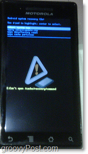 „Android“ įkrovos kaupiklis ant droidės