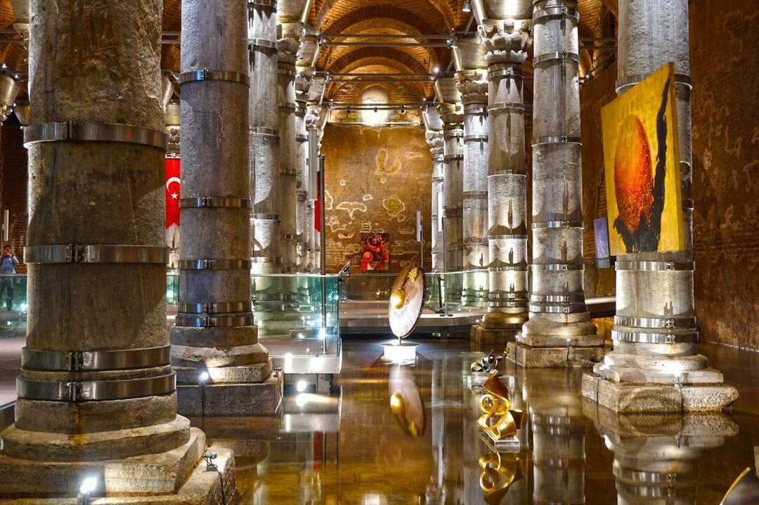 Kur yra Şerefiye cisterna ir kaip ten patekti? Kokia yra Şerefiye cisternos istorija ir ypatybės?