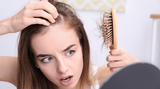cinko trūkumas sukelia plaukų slinkimą