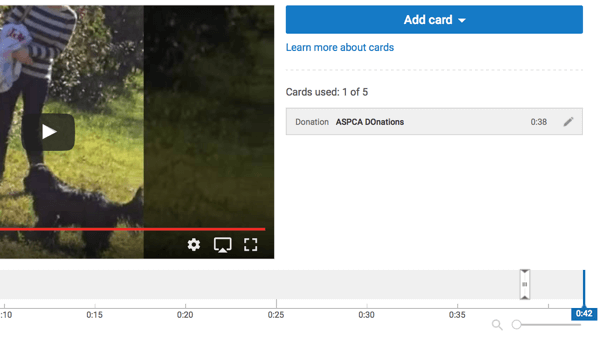 Vilkite „YouTube“ kortelės piktogramą laiko žymeklyje į vietą, kai norite, kad ji pasirodytų.