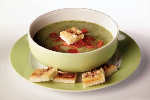 Kas yra ančiuvių sriuba ir kaip gaminama ančiuvių sriuba? Lengviausia ančiuvių sriuba