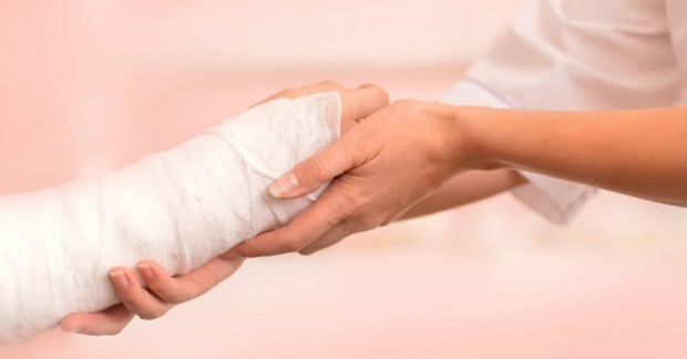 Ar rankoje yra cistos (Gangliono) simptomų? Koks yra rankų cistos gydymo metodas?