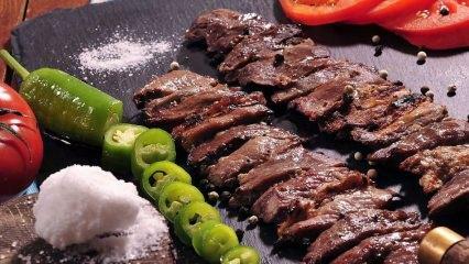 Kaip pasigaminti cağ kebabą namuose?