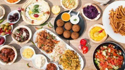 Kokie maisto produktai yra nevalgius, kad palengvintų pasninką? Būdai, kaip išvengti svorio padidėjimo iftar