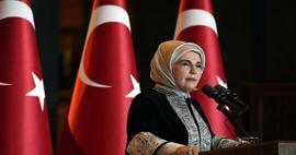 Pirmoji ponia Erdoğan JT Pasaulio miestų dienos viršūnių susitikime: Pasaulio akyse vykdomos žudynės!
