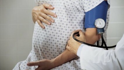 Koks turėtų būti kraujo spaudimas nėštumo metu? Aukšto kraujo spaudimo ir kritimo simptomai nėštumo metu