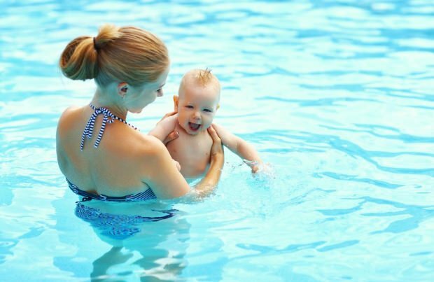 Kada kūdikiai gali patekti į baseiną?