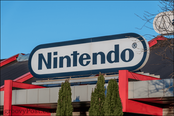 Nintendo logotipas ant pastato