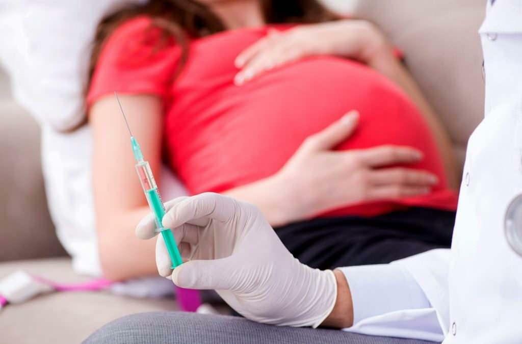 Kuriais nėštumo mėnesiais reikia skiepytis nuo gripo?