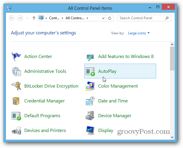 „AutoPlay“ „Windows 8“ darbalaukis