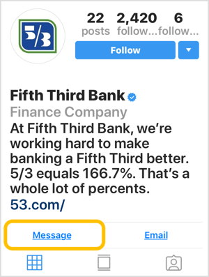 „Instagram“ profilis bankui su pranešimo raginimo veikti mygtuku.