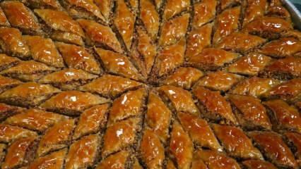 Kaip pasigaminti traškią baklavą? Lengviausias traškios baklavos receptas! Traški baklava, tirpstanti burnoje 