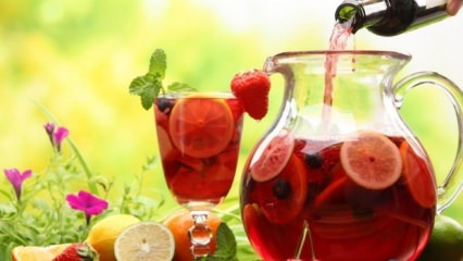 Raudonųjų vaisių šaltos arbatos receptas