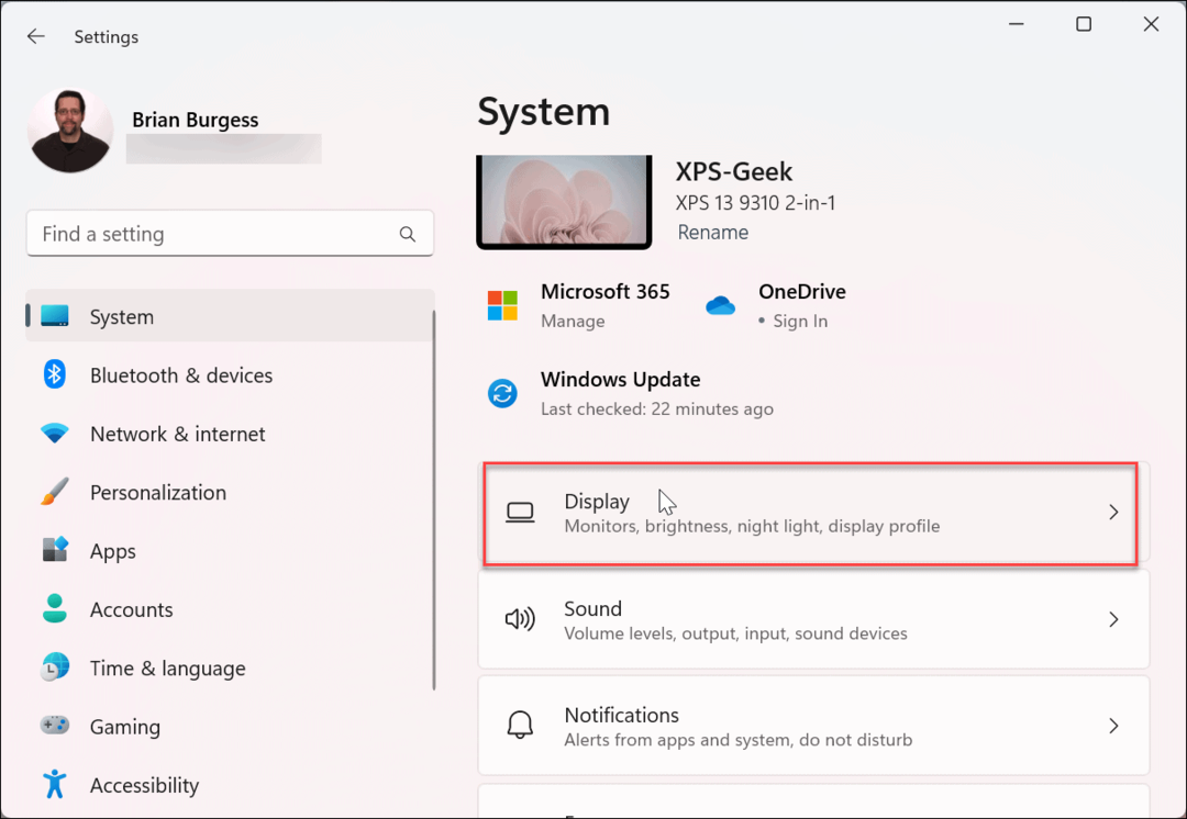 Pakeiskite ekrano skiriamąją gebą sistemoje „Windows 11“.
