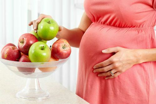 Kokia yra obuolių vartojimo nėštumo metu nauda?