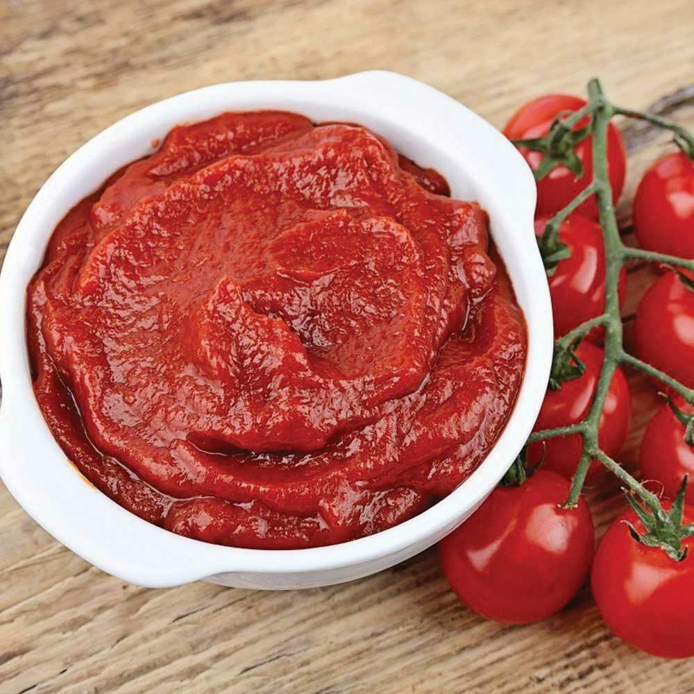 Pomidorai ir pomidorų pasta