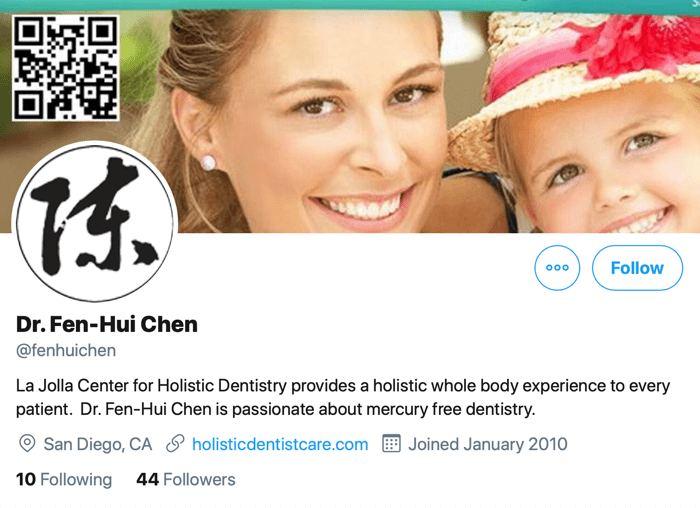 @fenhuichen „twitter“ profilio ekrano kopija su nuoroda į jos svetainę, kurioje yra kontaktinė informacija ir susitikimų rezervavimas