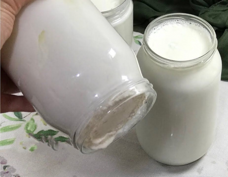 Kaip nesunku užvirinti jogurtą? Kaip pasigaminti praktinio jogurto namuose? Jogurtas kaip akmuo stiklainyje