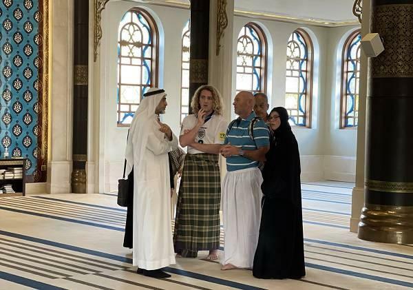 Turistai Katare susitinka su islamo grožybėmis