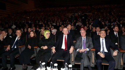 Koncerte dalyvavo prezidentas Erdoğanas ir pirmoji ponia Fazıl Say