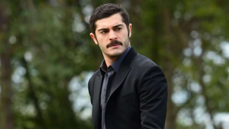 Burakas Denizas, pagrindinis „Maraşlı“ aktorius, yra keleivis Italijoje!