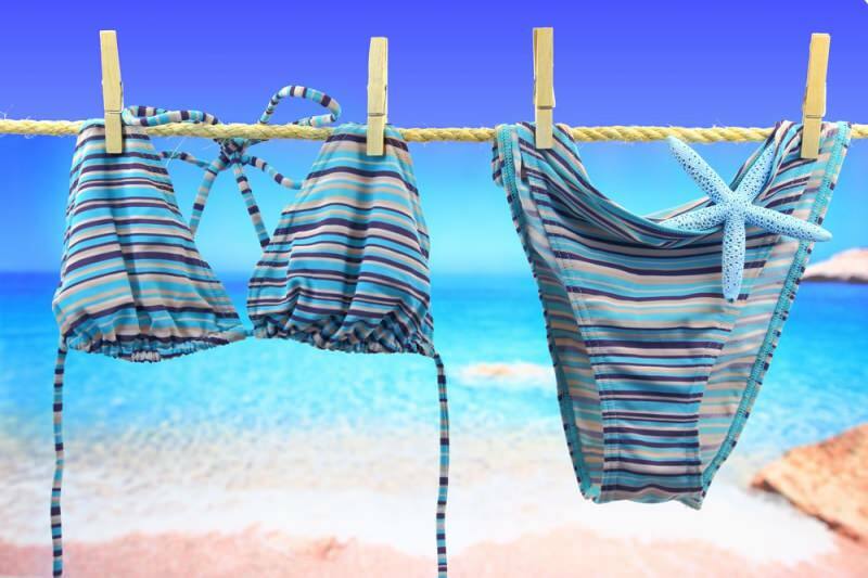 Kaip plaunami bikiniai ir maudymosi kostiumėliai? Bikini ir maudymosi kostiumėlių valymo gudrybės