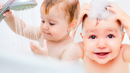 Kaip išsirinkti kūdikio šampūną? Kokį šampūną ir muilą reikia naudoti kūdikiams?