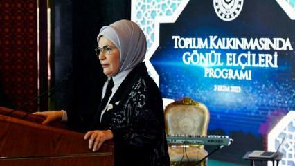 Emine Erdoğan savanoriškų ambasadorių bendruomenės plėtros programa
