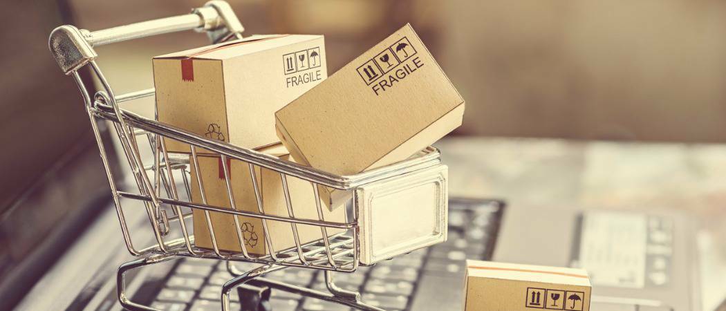 Kodėl „Amazon“ gabena mažytes prekes didžiulėse dėžutėse?
