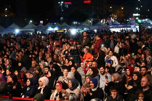 Bosnijos dainininkas Zeydas Şoto ir Eşrefas Ziya Terzi surengė koncertą!