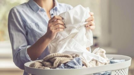 Kaip nuvalyti spalvotų skalbinių dėmę? 