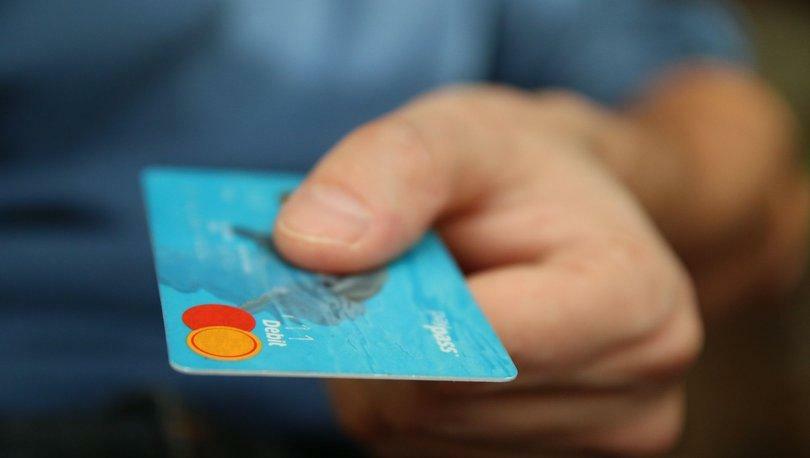 Kaip kreiptis dėl kredito kortelės mokesčio grąžinimo