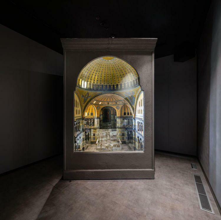 Scenos iš Hagia Sophia istorijos muziejaus